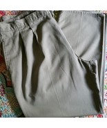 Farah Brand ~ Men&#39;s 42 x 30 ~ Khaki (Beige) in Color ~ Cotton Pants - $49.11 CAD