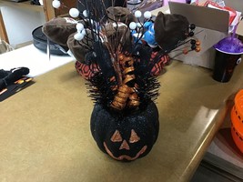 Happy Halloween- Tinsel Centerpiece- witch’s boots - £5.54 GBP