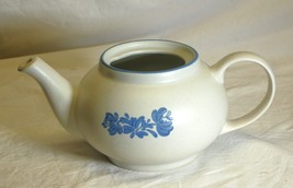Yorktowne Pfaltzgraff Stoneware Teapot Tea Pot No Lid Blue Floral - $24.74