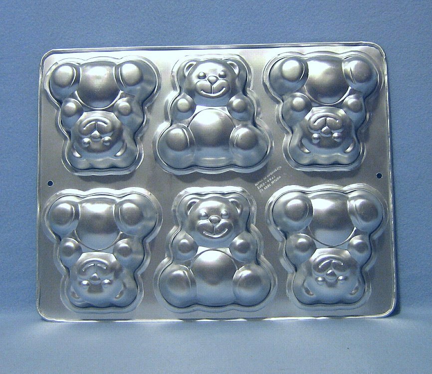 Wilton 6 Mini Bears Cake Pan 2105 4497  1991 - $9.00