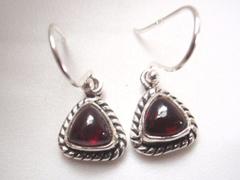 Very Small Garnet Triangle 925 Sterling Silver Dangle Earrings w/ Rope Accent - £10.02 GBP