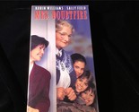 VHS Mrs. Doubtfire 1993 Robin Williams, Sally Field, Pierce Brosnan - £5.50 GBP