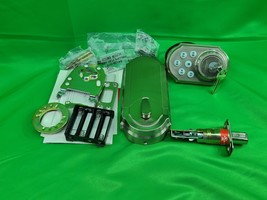 Kwikset SmartCode 909 Touchpad Electronic Deadbolt Satin Nickel 99090-018 - $816.91 MXN