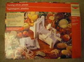 Paderno World Cuisine Tri Blade Spiral Vegetable Slicer - £19.77 GBP