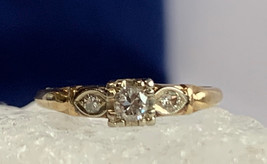 Vtg 14K Yellow Gold Diamond Ring 1.62g Fine Jewelry Size 5.25 Round Prong - £179.31 GBP