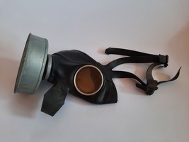 WW-2 Germany - Original Gas mask with filter # 9595 - $30.00