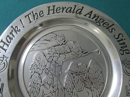 Wilton Pewter Christmas Plate 1994 Hark! The Herald Angels Sing NIB - $44.55