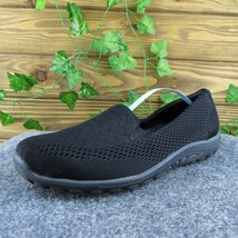 SKECHERS Relaxed Fit Women Walking Shoes Black Fabric Slip On Size 9.5 Medium - $24.75