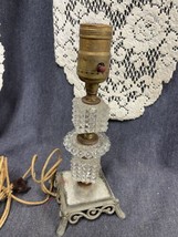 Vintage Crystal Glass Mid Century Hollywood Regency AWM 353 Boudoir Lamp 9.5” - £19.78 GBP