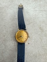 Vintage Quartz Japan Movt Ladies Wristwatch Gold Tone Needs Battery - £13.96 GBP