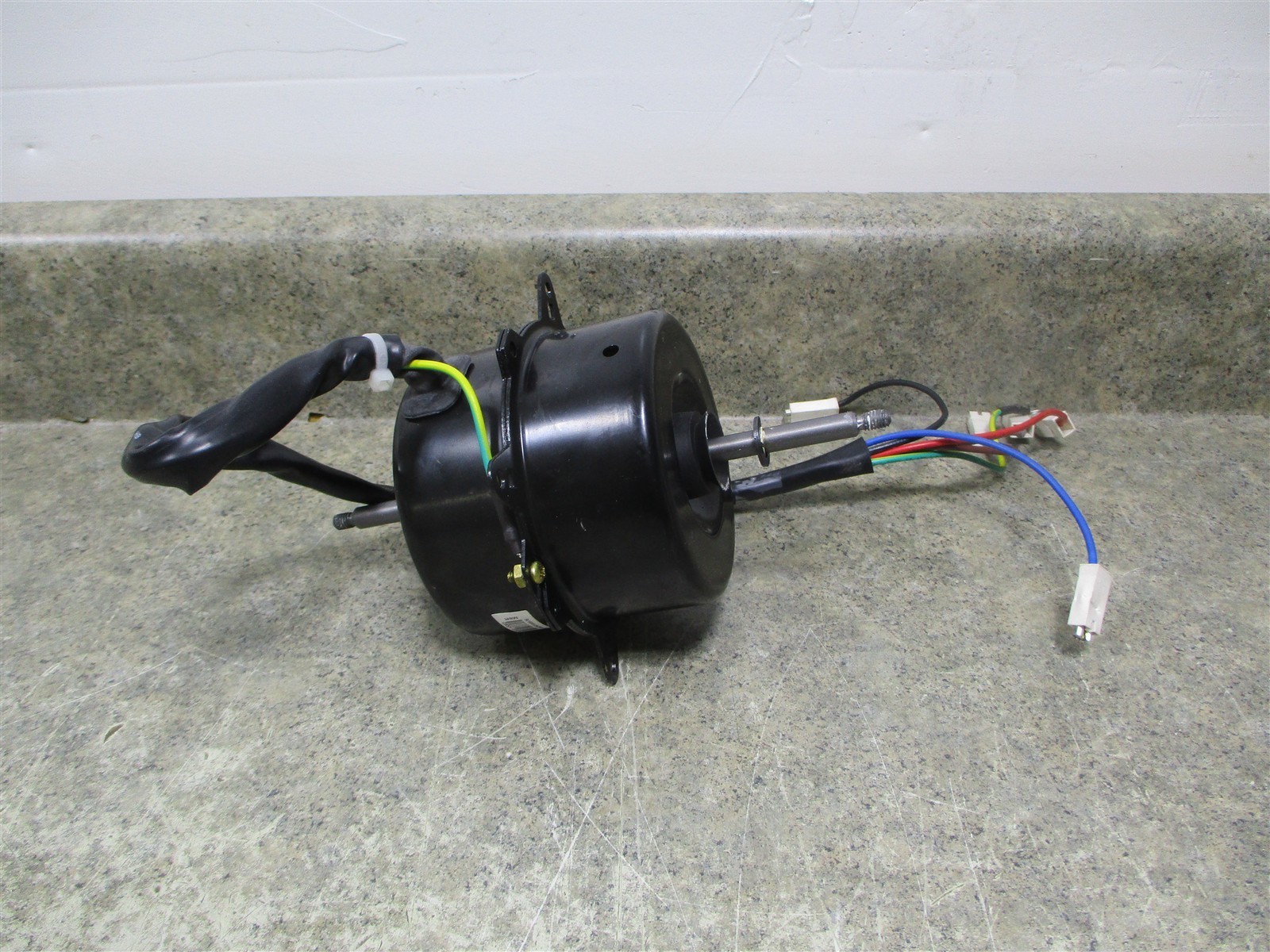 Ge Air Conditioner Fan Motor Part  001400916E