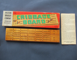 Milton Bradley cribbage board 2 player 4626-A vintage wooden board pegs - £8.80 GBP