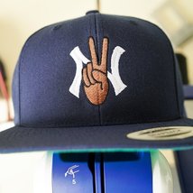 New York City Yankees Peace Sign Hand, NY, Baseball, Bronx, Love, NYC, Emoji Hat - £26.75 GBP
