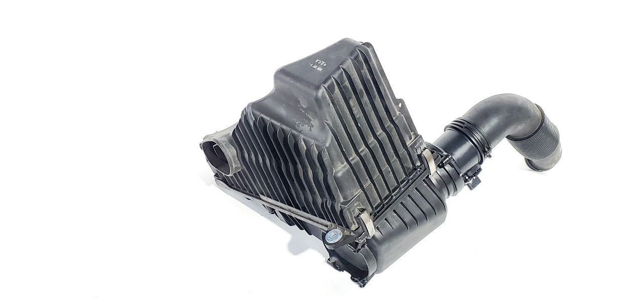 2009 2010 Volkswagen Touareg OEM Air Cleaner 3.0L Diesel  Item image 8