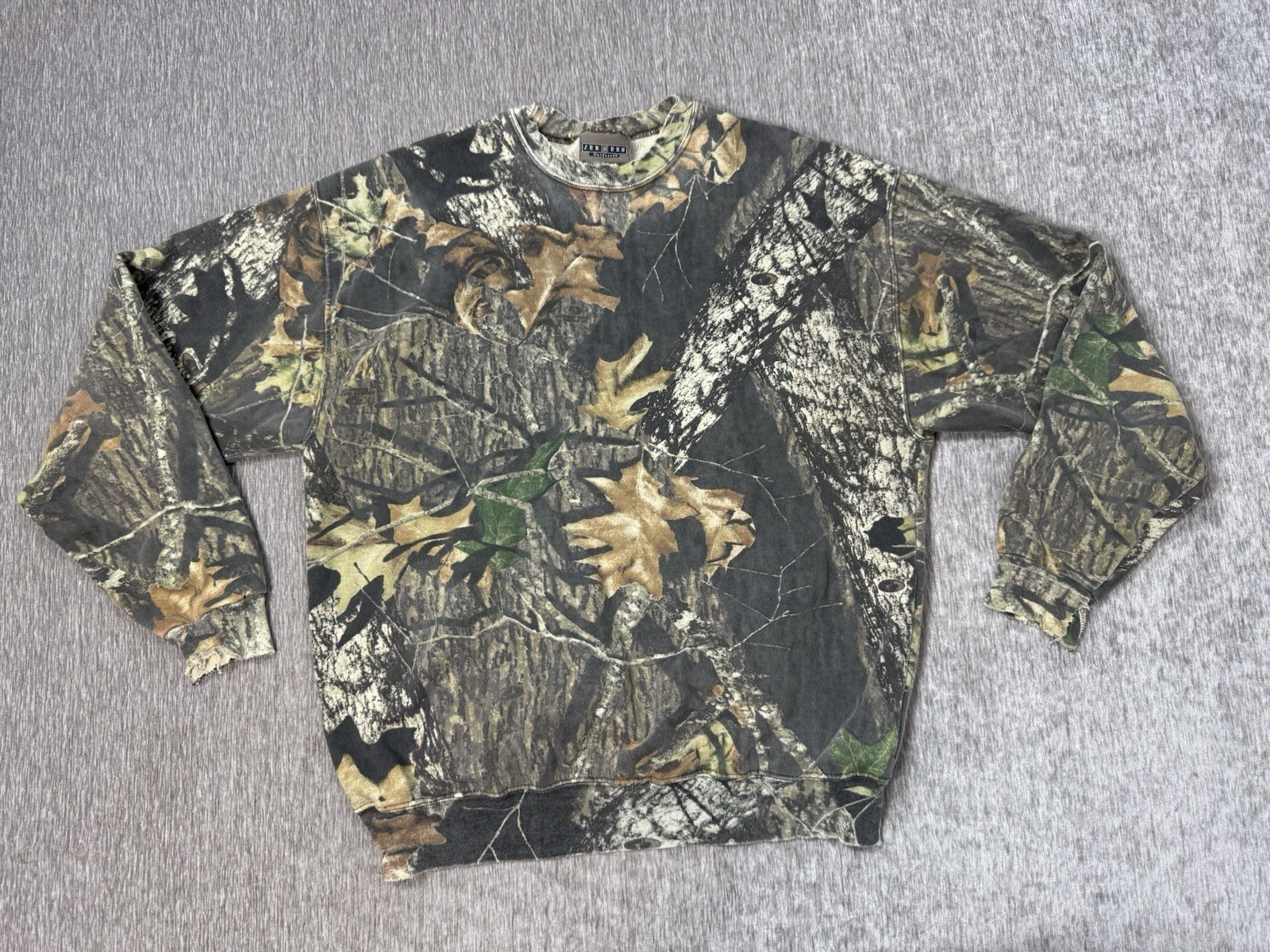Vintage Jerzees Outdoors Sweatshirt XL Camo MossyOak Trashed Faded y2k G... - $49.49