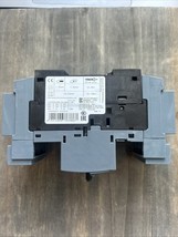 SIEMENS AG DE-92220 3RV2811-1DD10.  NEW!! - $177.90 CAD