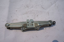 2003-2004 INFINITI G35 SEDAN EMERGENCY CAR JACK OEM image 3