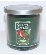 WONDERFUL YANKEE CANDLE CHRISTMAS WREATH 7 OZ SINGLE WICK CANDLE - $17.81