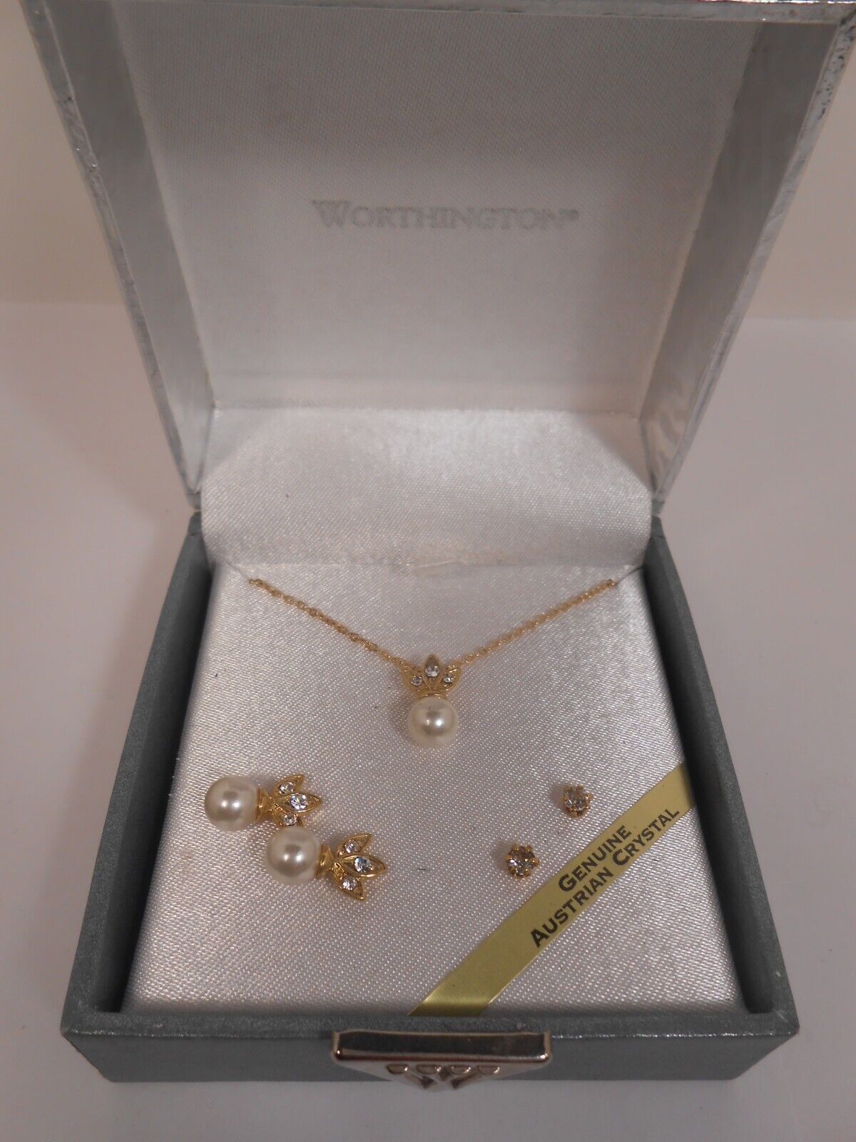 Worthington Goldtone Genuine Austrian Crystal Necklace and Earrings Faux Pearls - £7.44 GBP