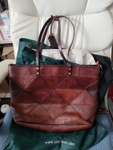 OLD TREND Forest handcrafted leather vintage LG tote shoulder bag + pouc... - $130.00