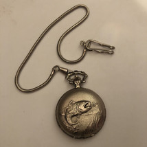 P.W.WITH BIG FISH ON COVER  BY MOULIN-1-3/4&quot;wide Silver Color - $258.72 MXN