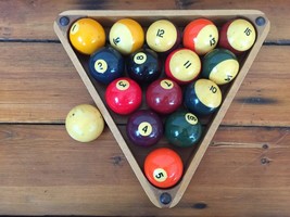 Set Vintage Billiards ALL 16 Pool Balls Wooden Rack Racking Triangle Cue... - £143.69 GBP