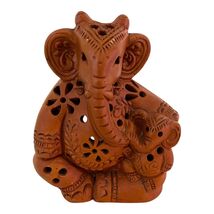 Hand-Carved Terracotta Ganesha Candle Holder – Floral Cutout Design – Hindu Elep - €18,56 EUR
