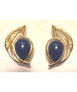 TRIFARI Clip Earrings Navy Blue Thermoset Cabochon Gold Tone Setting 1980s - $29.95