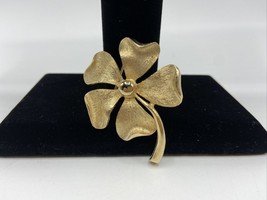 Sarah Coventry Signed Vintage Gold Tone Brooch Pin Flower Costume Jewelry #p5 - £5.91 GBP