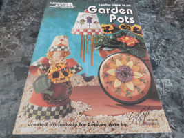 Garden Pots Suzanne McNeill Leaflet 1666 - $2.99