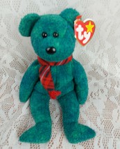 Ty Wallace Teddy Bear Plush Green Christmas Holiday Beanie Baby 8&quot;  Stuf... - $7.97