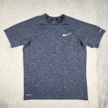 Nike Swim Blue T-Shirt Men Size Medium UPF 40+ Dri-fit Active Short Slee... - $418.09 MXN