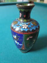 CHINESE CLOISONNE VASE TRUQUOISE/BLUE  AND GREEN INSIDE 5 1/2&quot;   - $74.25