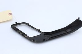 10-18 MERCEDES-BENZ SPRINTER 2500 FRONT RIGHT PASSENGER DOOR HANDLE SHELL Q0832 image 8