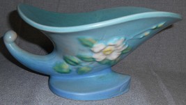1940s Roseville Pottery White Rose Pattern Cornucopia Vase w/Flower Frog - £94.67 GBP