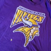 Vintage 1990s Minnesota Vikings Mascot Logo Purple 2XL T Shirt NFL Footb... - £11.04 GBP
