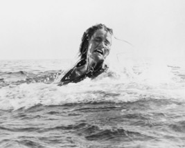 Jaws 8X10 Photo Susan Backlinie In Water In Trouble - £7.66 GBP