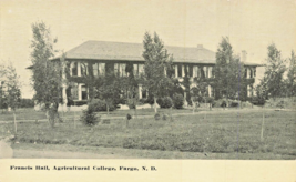 Fargo South Dakota ~ Agricolo College-Francis Hall ~1910 Cartolina - £6.07 GBP