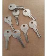Old Fuel Gas Cap Keys Lot 9 pcs - $147.42 MXN