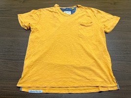 Robert Graham Men’s Orange V-Neck Pocket T-Shirt - Medium - $17.99