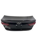 2017-2018 Hyundai Elantra Sedan SE Sedan Rear Trunk Hatch Assembly Pit S... - €428,75 EUR
