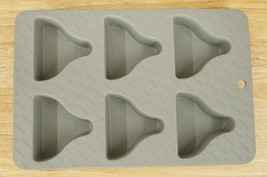 HERSHEYS KISSES Silicone Bakeware Gray 6-Cavity Chocolate Cake Silicone Mold - £10.08 GBP