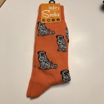 into socks Men&#39;s Mummy Dog Crew Socks Novelty Socks Size 7-12 Orange Halloween - £7.52 GBP