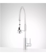 New Polished Chrome Presidio Single Handle Pull Out Kitchen Faucet by Signature  - $249.95