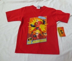New Boy&#39;s Disney Incredibles T- Shirt 5T Red Pixar - £7.99 GBP