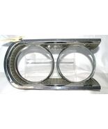 1963 -1964 Buick Wildcat Headlight Bezels Right OEM 782 - €105,48 EUR