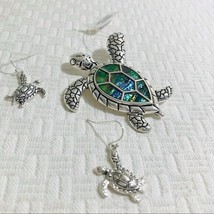 Abalone Turtle Pendant Earring Set Silver Tone - £17.25 GBP