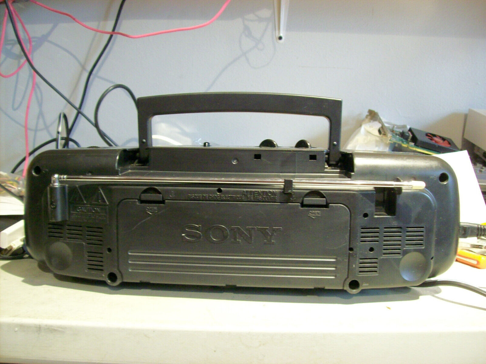 Sony CFS-B11 AM/FM Radio Cassette Stereo Boombox - SERVICED Item image 3