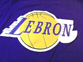 LeBron James Men&#39;s Size Large Short Sleeve T Shirt Purple Gildan - £5.90 GBP