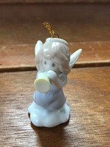 Estate 1996 PMI Precious Moments Marked Small Porcelain Angel Blowing Horn Chris - £6.75 GBP